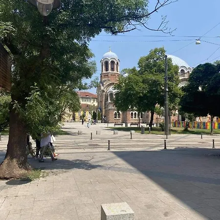 Top Center Art Deluxe Apartment Near To Aleksander Nevsky Cathedral 아파트 소피아