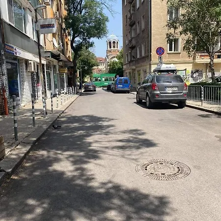 Top Center Art Deluxe Apartment Near To Aleksander Nevsky Cathedral Apartment