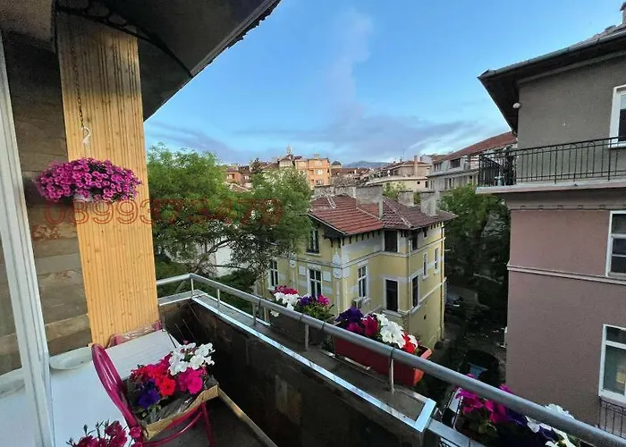 Top Center Art Deluxe Apartment Near To Aleksander Nevsky Cathedral Apartament Sofia